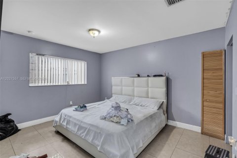 Immobilier commercial à vendre à Miami, Floride: 350.06 m2 № 2178490 - photo 24