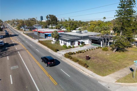 Propiedad comercial en venta en Saint Petersburg, Florida, 408.86 m2 № 1577203 - foto 2