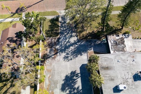 Propiedad comercial en venta en Saint Petersburg, Florida, 408.86 m2 № 1577203 - foto 5