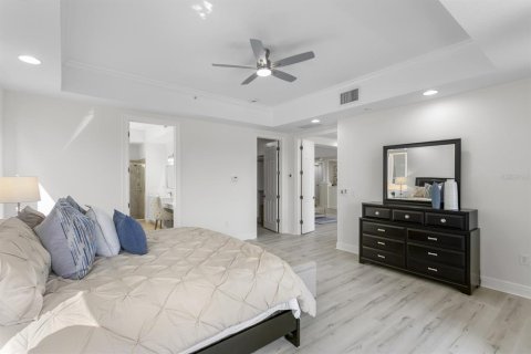 Copropriété à vendre à Saint Petersburg, Floride: 3 chambres, 260.03 m2 № 2291000 - photo 21