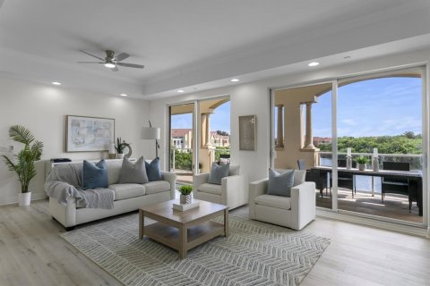 Copropriété à vendre à Saint Petersburg, Floride: 3 chambres, 260.03 m2 № 2291000 - photo 8