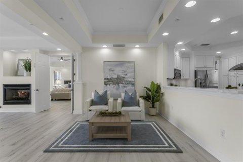 Copropriété à vendre à Saint Petersburg, Floride: 3 chambres, 260.03 m2 № 2291000 - photo 12