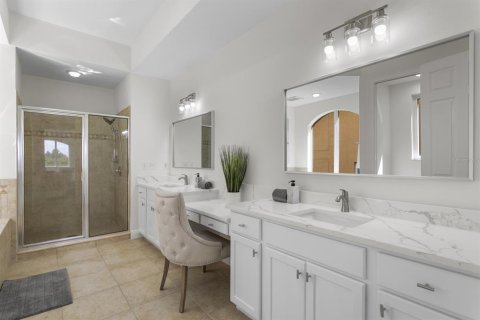 Copropriété à vendre à Saint Petersburg, Floride: 3 chambres, 260.03 m2 № 2291000 - photo 26