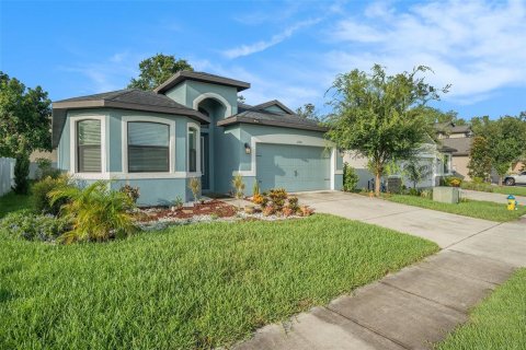 Casa en venta en New Port Richey, Florida, 4 dormitorios, 190.64 m2 № 1832701 - foto 2