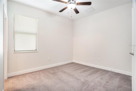 Casa en venta en New Port Richey, Florida, 4 dormitorios, 190.64 m2 № 1832701 - foto 16