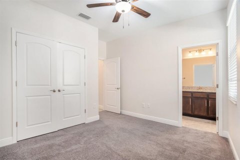 Casa en venta en New Port Richey, Florida, 4 dormitorios, 190.64 m2 № 1832701 - foto 17