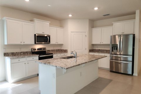 Casa en venta en Ocala, Florida, 4 dormitorios, 188.96 m2 № 1743222 - foto 2