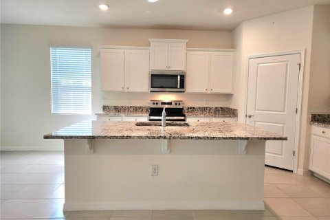 Casa en venta en Ocala, Florida, 4 dormitorios, 188.96 m2 № 1743222 - foto 8