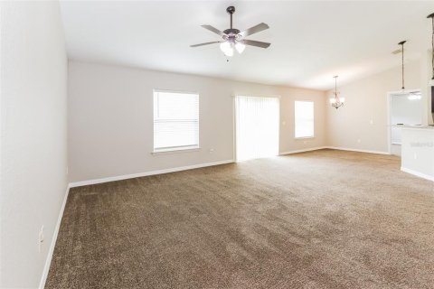 Casa en alquiler en Ocala, Florida, 3 dormitorios, 161 m2 № 1642332 - foto 2