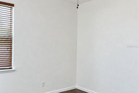 Villa ou maison à louer à Kissimmee, Floride: 4 chambres, 225.1 m2 № 2388933 - photo 17