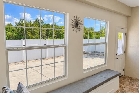 Villa ou maison à louer à Kissimmee, Floride: 4 chambres, 225.1 m2 № 2388933 - photo 21