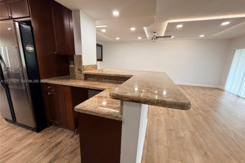 Adosado en venta en Plantation, Florida, 4 dormitorios, 201.6 m2 № 2087843 - foto 11
