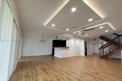 Adosado en venta en Plantation, Florida, 4 dormitorios, 201.6 m2 № 2087843 - foto 2