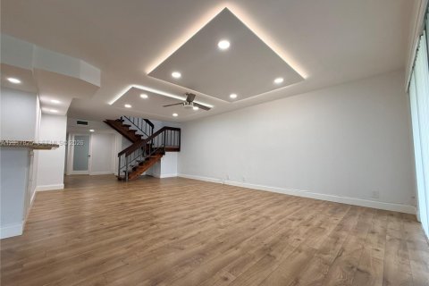Adosado en venta en Plantation, Florida, 4 dormitorios, 201.6 m2 № 2087843 - foto 4