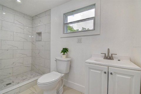 House in Tampa, Florida 3 bedrooms, 99.31 sq.m. № 1824026 - photo 20
