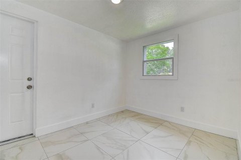 House in Tampa, Florida 3 bedrooms, 99.31 sq.m. № 1824026 - photo 21