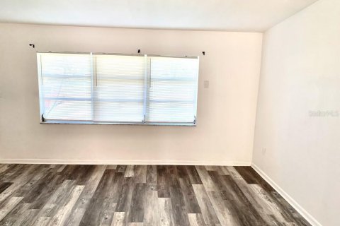 House in Port Charlotte, Florida 2 bedrooms, 71.35 sq.m. № 1919129 - photo 9