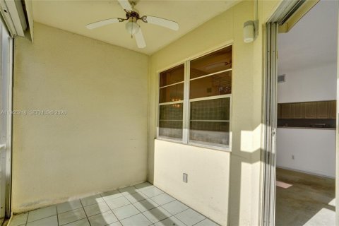 Купить кондоминиум в Пемброк-Пайнс, Флорида 1 спальня, 97.08м2, № 2010161 - фото 17