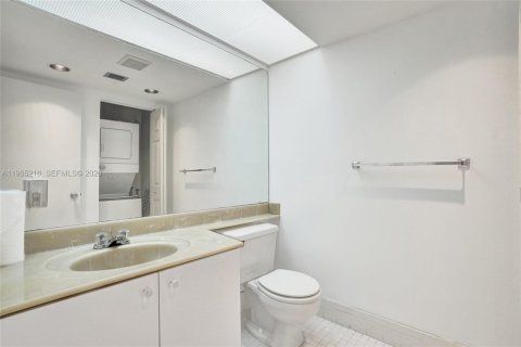 Купить кондоминиум в Пемброк-Пайнс, Флорида 1 спальня, 97.08м2, № 2010161 - фото 8