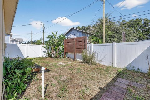 Casa en venta en Saint Petersburg, Florida, 3 dormitorios, 120.77 m2 № 1899049 - foto 17
