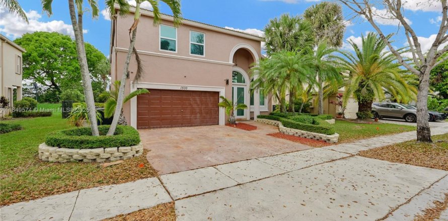 Villa ou maison à Pembroke Pines, Floride 5 chambres, 289.2 m2 № 1852271