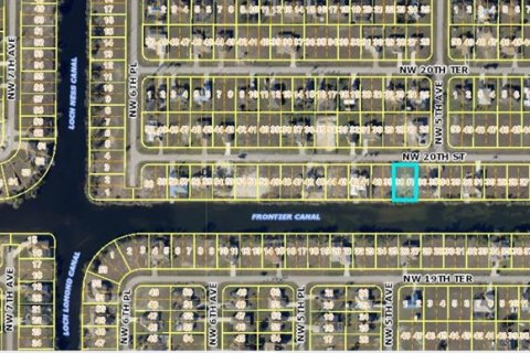 Land in Cape Coral, Florida № 1036852 - photo 5
