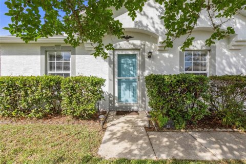 House in Palm Coast, Florida 3 bedrooms, 127 sq.m. № 2110350 - photo 2