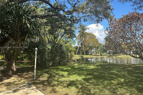 House in Deerfield Beach, Florida 1 bedroom, 67.35 sq.m. № 2031297 - photo 16