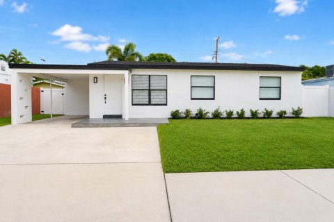 Casa en venta en West Palm Beach, Florida, 3 dormitorios, 92.16 m2 № 2290183 - foto 3