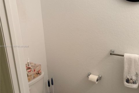 Touwnhouse à louer à Lauderhill, Floride: 3 chambres, 138.98 m2 № 2048884 - photo 5