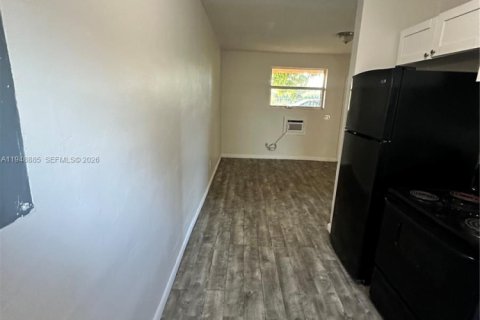 House in Homestead, Florida 2 bedrooms, 102.56 sq.m. № 2004697 - photo 6