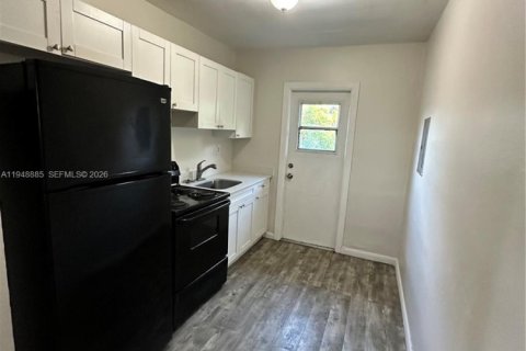 House in Homestead, Florida 2 bedrooms, 102.56 sq.m. № 2004697 - photo 5