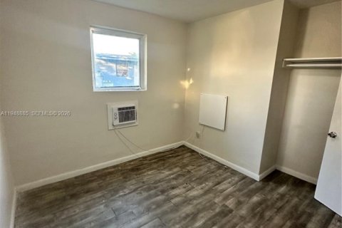 House in Homestead, Florida 2 bedrooms, 102.56 sq.m. № 2004697 - photo 10