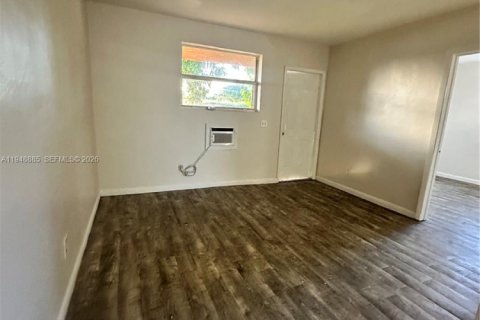 House in Homestead, Florida 2 bedrooms, 102.56 sq.m. № 2004697 - photo 16