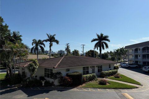 Condo à Hallandale Beach, Floride, 2 chambres № 1996865