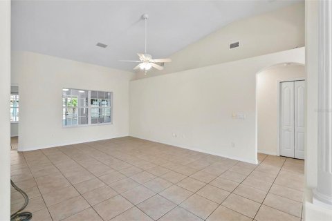 Villa ou maison à vendre à Palm Coast, Floride: 3 chambres, 213.77 m2 № 1648889 - photo 13