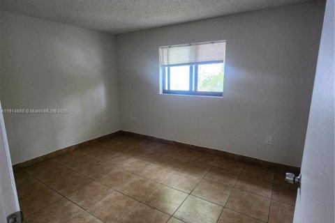 Apartment in Cutler Bay, Florida 2 bedrooms, 2311.97 sq.m. № 1973646 - photo 6