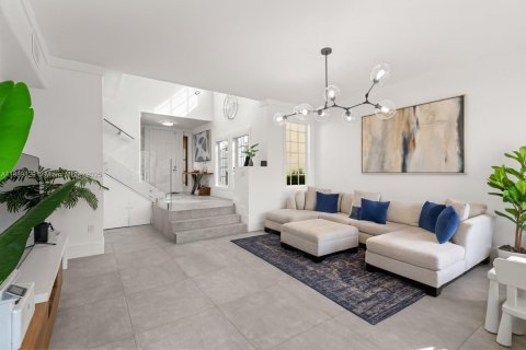 Casa en venta en Aventura, Florida, 3 dormitorios, 235.97 m2 № 1944881 - foto 7