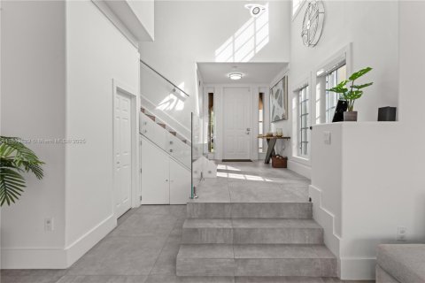 Casa en venta en Aventura, Florida, 3 dormitorios, 235.97 m2 № 1944881 - foto 3