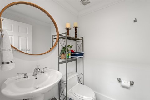 Casa en venta en Aventura, Florida, 3 dormitorios, 235.97 m2 № 1944881 - foto 13