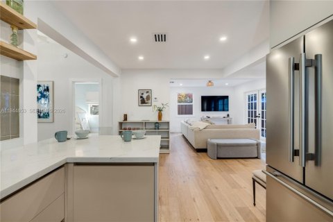 Casa en venta en Miami, Florida, 2 dormitorios, 120.59 m2 № 2001690 - foto 21