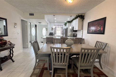 Condo in Margate, Florida, 2 bedrooms  № 1859219 - photo 6