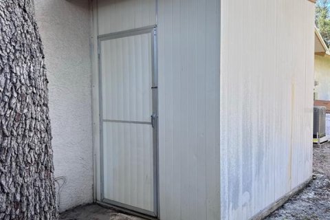 House in Largo, Florida 3 bedrooms, 137.59 sq.m. № 1883904 - photo 27