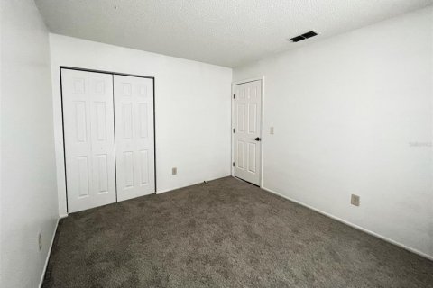 House in Largo, Florida 3 bedrooms, 137.59 sq.m. № 1883904 - photo 15