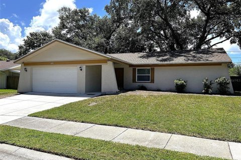 House in Largo, Florida 3 bedrooms, 137.59 sq.m. № 1883904