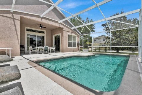 House in Davenport, Florida 4 bedrooms, 178.28 sq.m. № 1821411 - photo 27