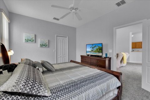 House in Davenport, Florida 4 bedrooms, 178.28 sq.m. № 1821411 - photo 22