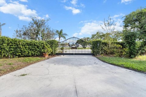 Villa ou maison à vendre à Crystal River, Floride: 3 chambres, 135.73 m2 № 1881201 - photo 4