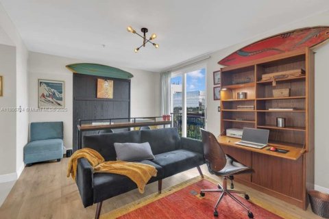 Condo in Miami, Florida, 1 bedroom  № 1932843 - photo 6