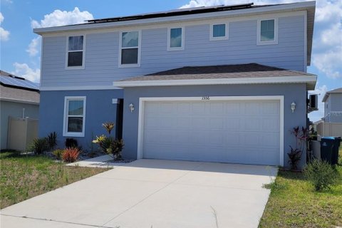 House in Davenport, Florida 4 bedrooms, 224.45 sq.m. № 1747318 - photo 1